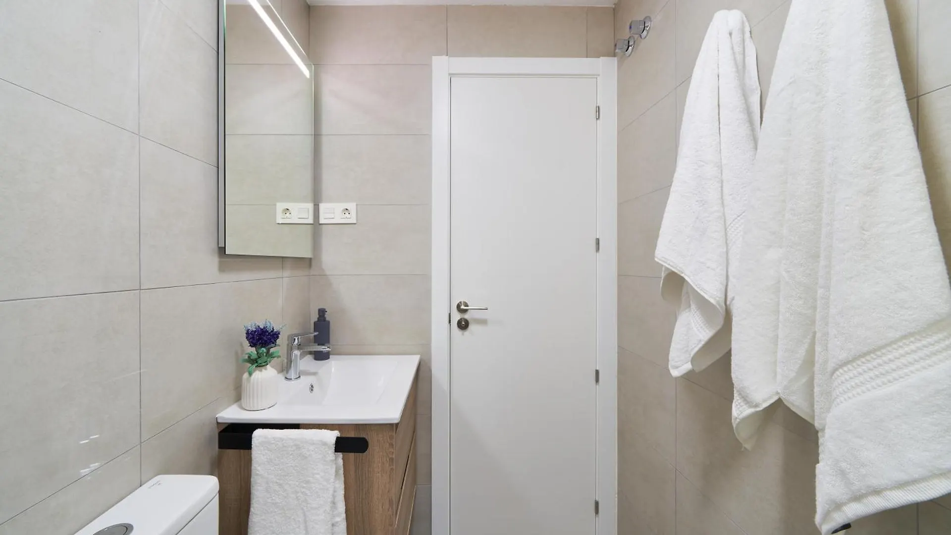 Cozy Apartment Malaga Center Spain